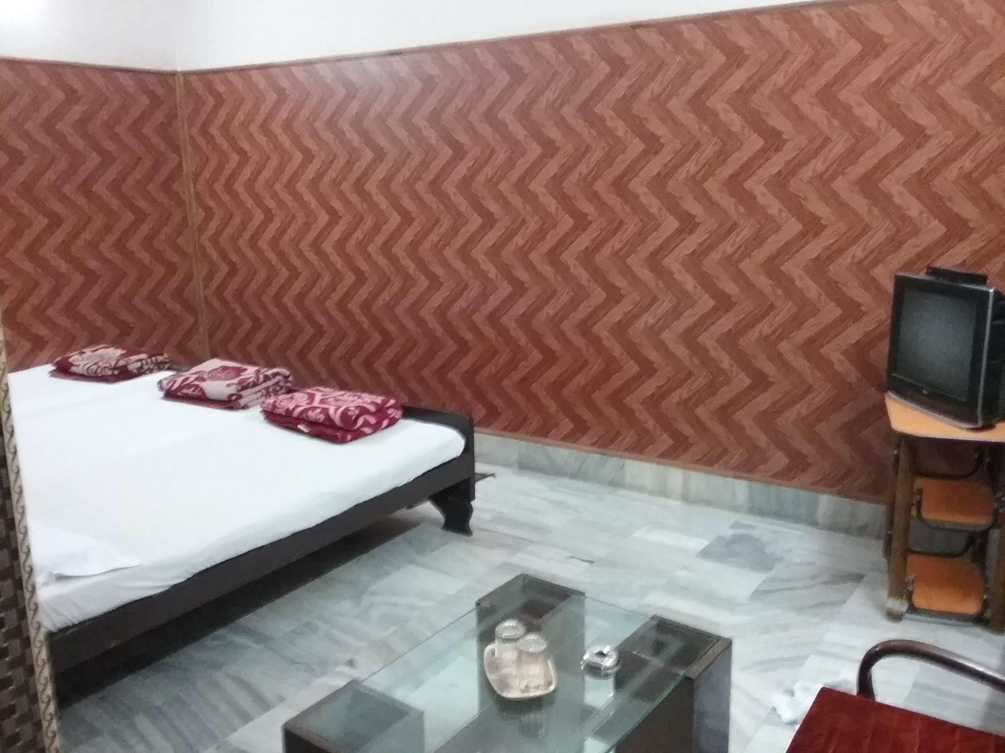 Teerth Guest House Varanasi Exterior foto